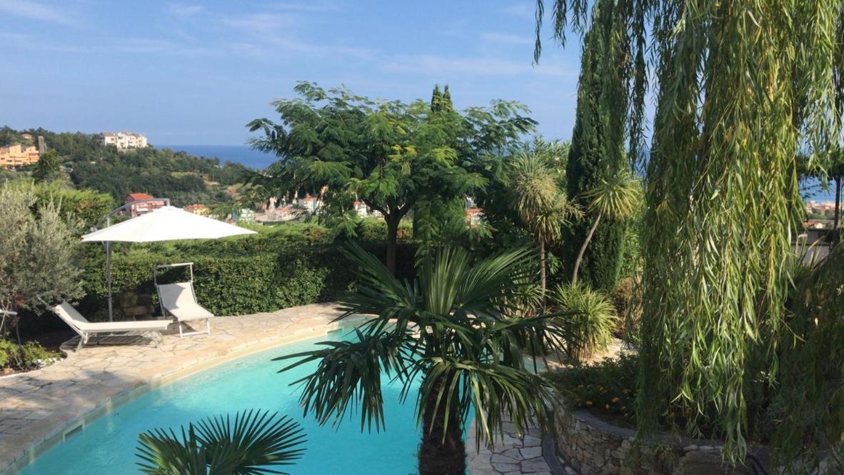 Relais San Sebastiano Villa Pietra Ligure Exterior photo